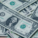 حکومت کے معاشی اقدامات، سالانہ 9 ارب ڈالر کا قرض اور سود واپس کیا گیا