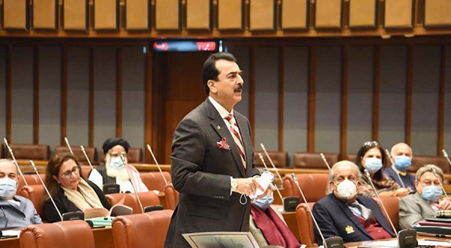 یوسف رضا گیلانی کا اپوزیشن لیڈر سینیٹ کے عہدے سے مستعفی ہونے کا فیصلہ
