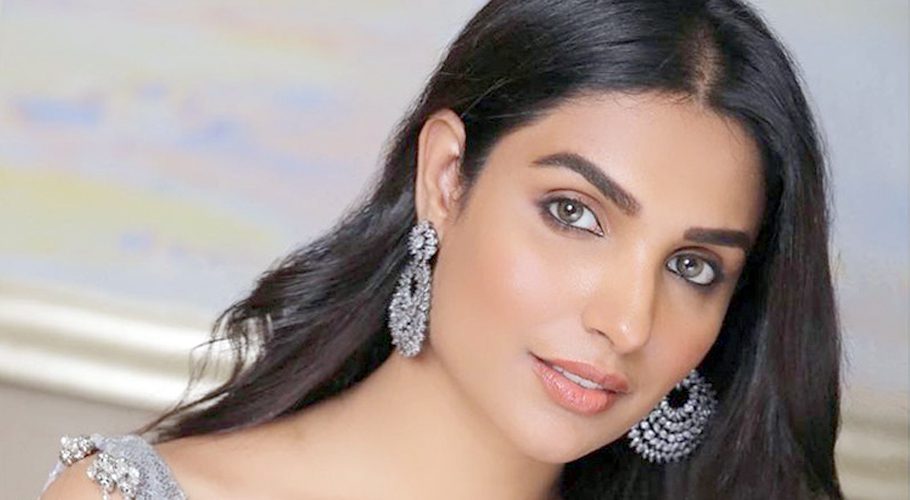 Amna Ilyas on Voice Over Man