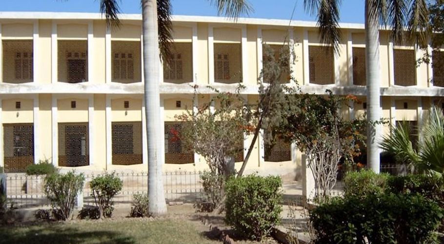 مٹیاری ڈگری کالج کے 24میں سے 17اساتذہ کی مسلسل غیر حاضری کا انکشاف