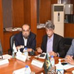 Synthetic Fibers Can Take Textiles Exports to 30 Billion Dollars :Hanif Lakhany