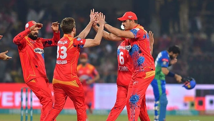 پی ایس ایل 7: اسلام آباد یونائیٹڈ نے شکست کے باوجود پلے آف کے لیے کوالیفائی کر لیا