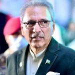 صدر عارف علوی فی الحال اپنے عہدے پر فائز رہیں گے، پی ٹی آئی ذرائع