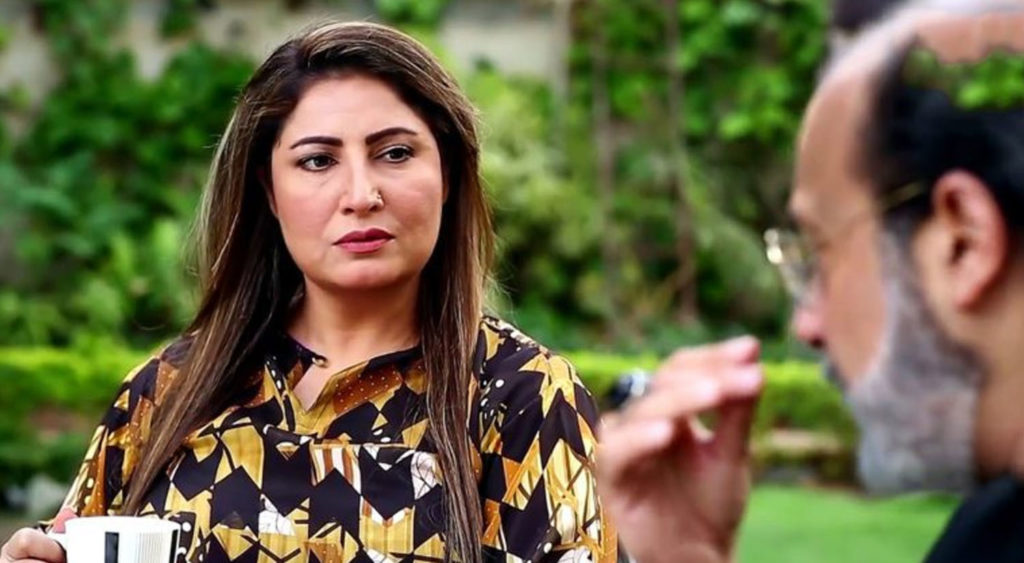 ٹی وی پر ڈرامے دیکھنے کا دور چلا گیا، لوگ موبائل میں مصروف ہیں۔صائمہ نور