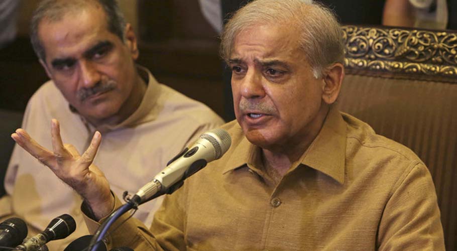 سینئر صحافی کی گرفتاری قابلِ مذمت اور شرمناک ہے۔شہباز شریف