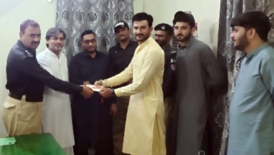 کراچی، تھانہ اقبال مارکیٹ کے اہلکاروں کی بروقت کارروائی، 3مسلح ڈکیت گرفتار