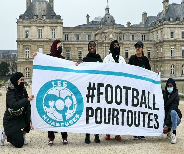 French minister condemns headscarf ban for muslim footballers
