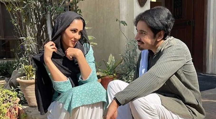 Mooroo to make television debut in Meera Sethi starrer drama