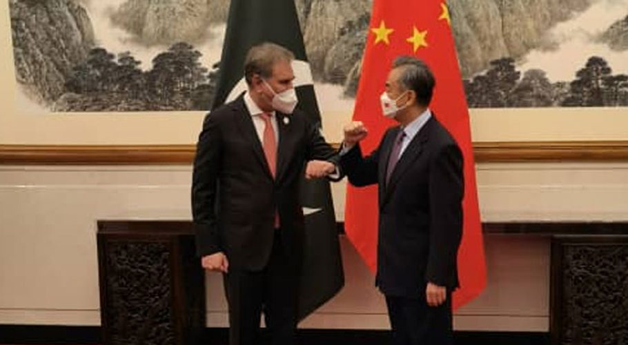 وزیر خارجہ کی چینی ہم منصب سے ملاقات، افغانستان کی صورتحال پر تبادلۂ خیال