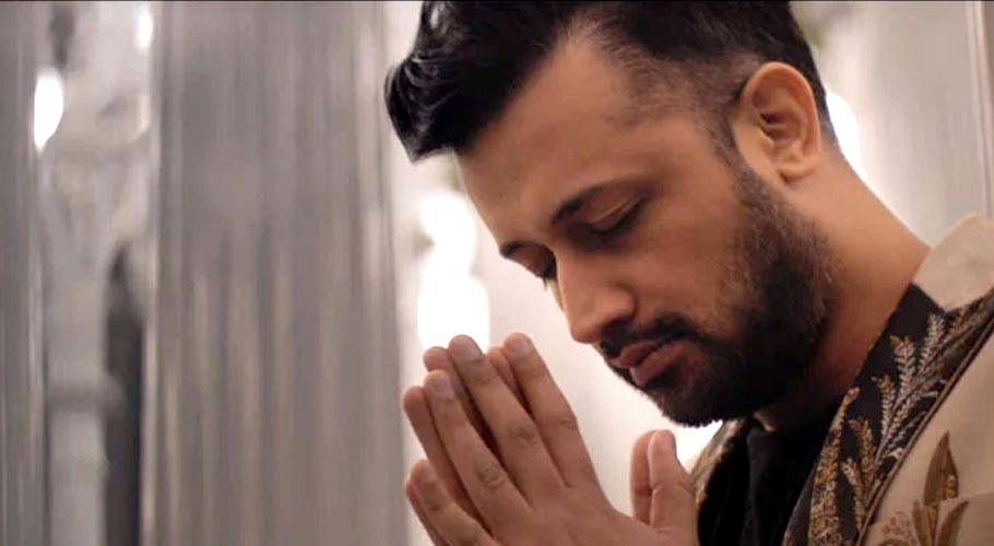 عاطف اسلم مشکل میں مبتلا، مداحوں سے دعاؤں کی درخواست