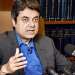 آئین اتحادیوں کو اپوزیشن سے ہاتھ ملانے سے نہیں روکتا۔فروغ نسیم