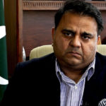 لانگ مارچ سے قبل پی ٹی آئی کارکنوں کی ممکنہ گرفتاری، فواد چوہدری نے حکومت کو خبردار کردیا
