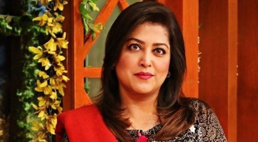 فضیلہ قیصر چاپلوسی کی بنیاد پر ایوارڈز تقسیم کرنے پر برہم، ویڈیو پیغام جاری