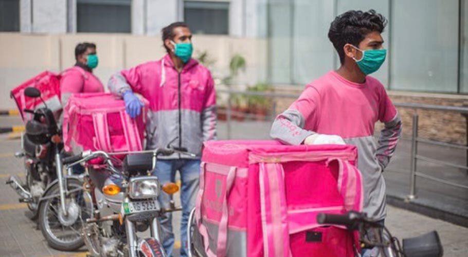 فوڈ پانڈا رائیڈرز نے کمپنی کو دو ہفتے کا الٹی میٹم دیکر ہڑتال ملتوی کردی