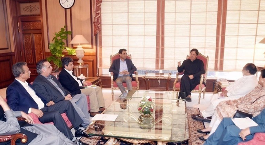 دورۂ کراچی، وزیر اعظم کی ایم کیو ایم پاکستان کے عارضی مرکز بہادر آباد آمد