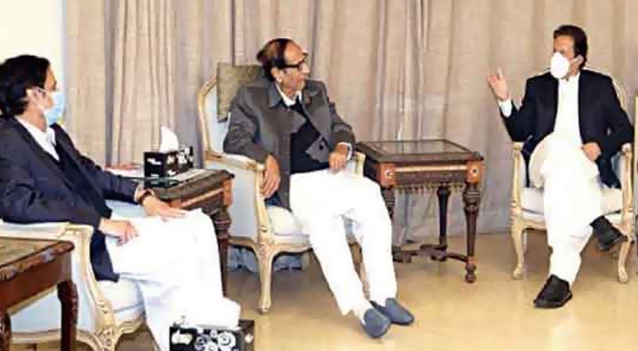 وزیر اعظم کی چوہدری برادری سے ملاقات، ق لیگ کا مکمل حمایت کا اعلان