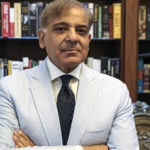 حکومت عوام اور آئی ایم ایف دونوں کو دھوکہ دے رہی ہے۔شہباز شریف
