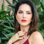 sunny leone's bold photos and videos goes viral