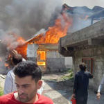 مانسہرہ، مکان میں لگنے والی آگ کے شعلوں نے مسجد کو لپیٹ میں لے لیا