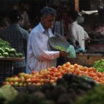 Pakistan’s weekly inflation drops by 0.68pc