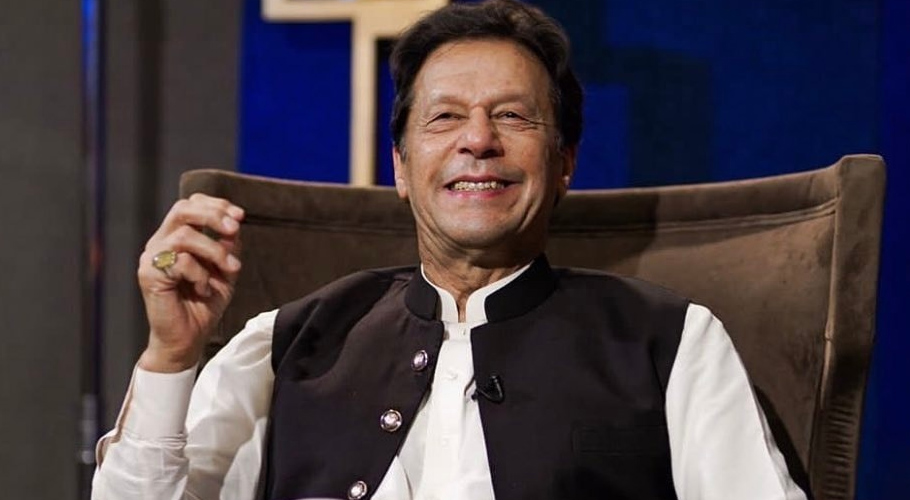 عمران خان کے خلاف توہینِ رسالت کا مقدمہ، سوشل میڈیا صارفین کی شہباز حکومت پر تنقید