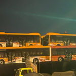 شہریوں کیلئے خوشخبری، اورنج لائن کی 49 بسیں کراچی پورٹ پہنچ گئیں