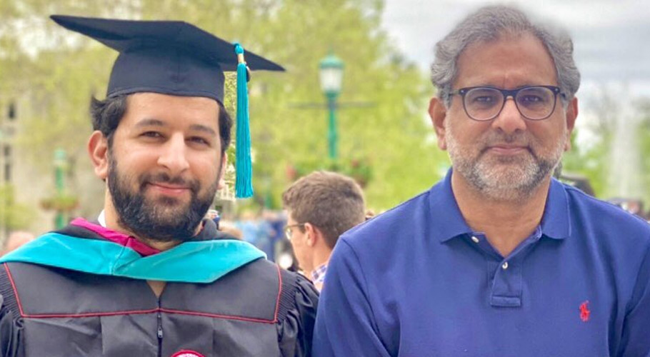 شاہد خاقان کے صاحبزادے کا سوشل میڈیا پر ناقدین کو شگفتہ انداز میں جواب