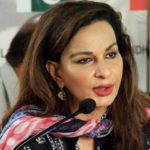 عمران خان ملک کو قرضوں میں پھنسا کر آزادی کے نعرے لگا رہے ہیں۔شیری رحمان