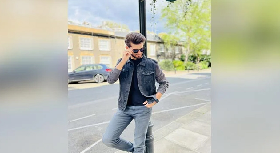 شاہین شاہ آفریدی کی تصویر وائرل، کیا وہ ماڈلنگ کرنے والے ہیں؟