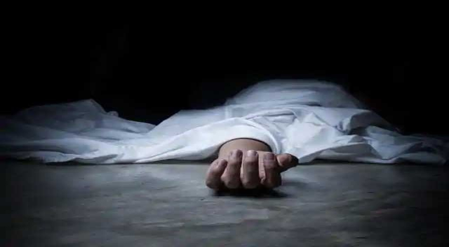 گجرات میں مردہ لڑکی کی نعش کے ساتھ زیادتی کا واقعہ، ماموں سراپا احتجاج