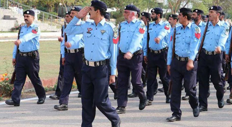 پی ٹی آئی کا لانگ مارچ:اسلام آباد پولیس کے ملازمین کی چھٹیاں منسوخ