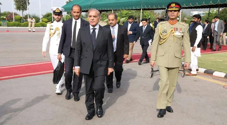 وزیر اعظم شہباز شریف متحدہ عرب امارات کے صدر کے انتقال پر تعزیت کرنے آج دبئی روانہ ہوں گے