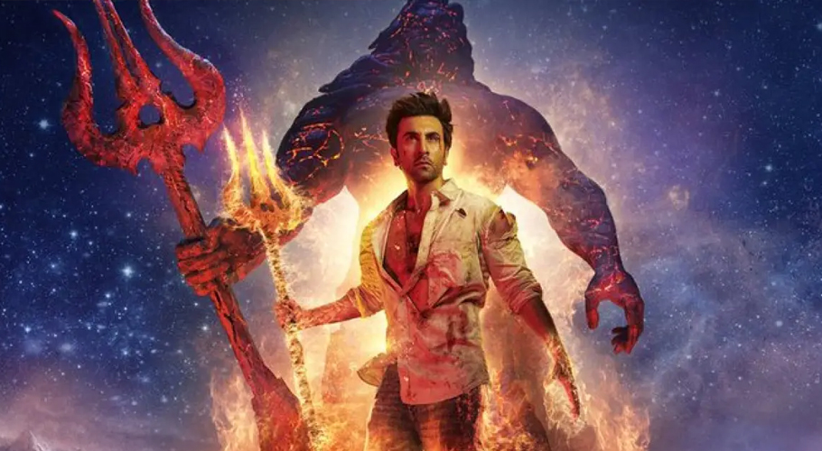 سوشل میڈیا صارفین فلم ’براہمسٹرا‘ کی پابندی کا مطالبہ کیوں کررہے ہیں؟