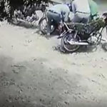کراچی میں 3 ملزمان کا شہری پر تشدد اور فائرنگ، سی سی ٹی وی ویڈیو سامنے آگئی