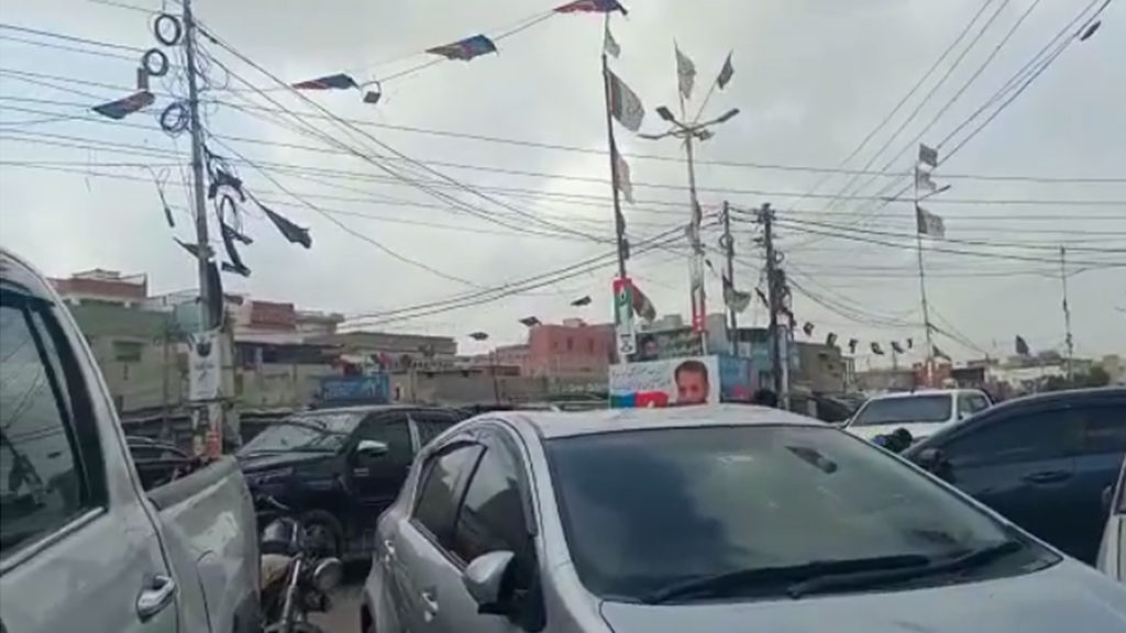 ضلع کورنگی میں ضمنی الیکشن کے دوران ہنگامہ آرائی،اسلحے کا آزادانہ استعمال