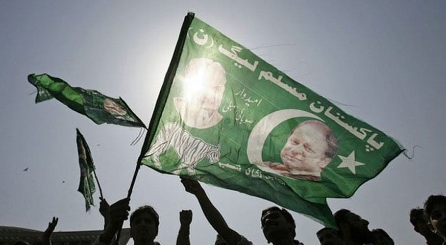 ن لیگ کے سابق اراکین اسمبلی پی ٹی آئی میں شمولیت کے لیے بنی گالہ پہنچ گئے