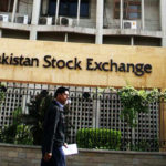 اسٹاک ایکسچینج میں مندی، 100 انڈیکس 2055 پوائنٹس سے کریش کرگئی