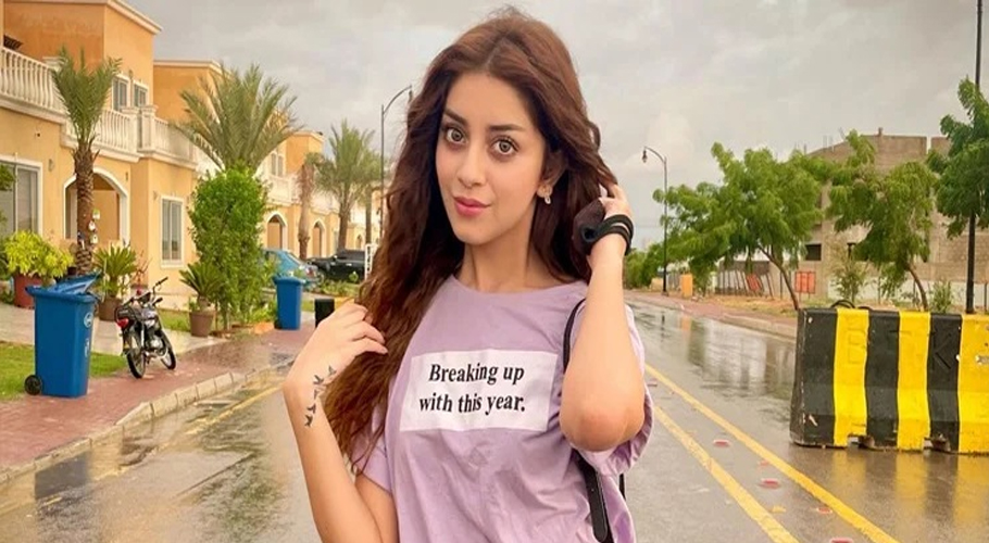 علیزے شاہ نے اپنی صبح کی سیر کی ایک جھلک پیش کردی، ویڈیو وائرل