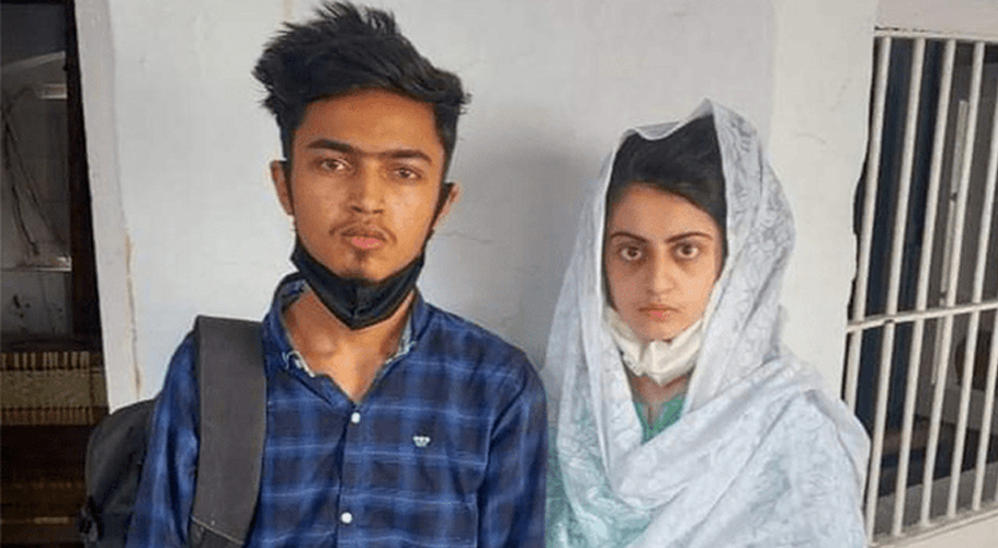 پولیس کو دعا زہرہ کی بازیابی اور ظہیر احمد کو گرفتار کرنے کی اجازت مل گئی