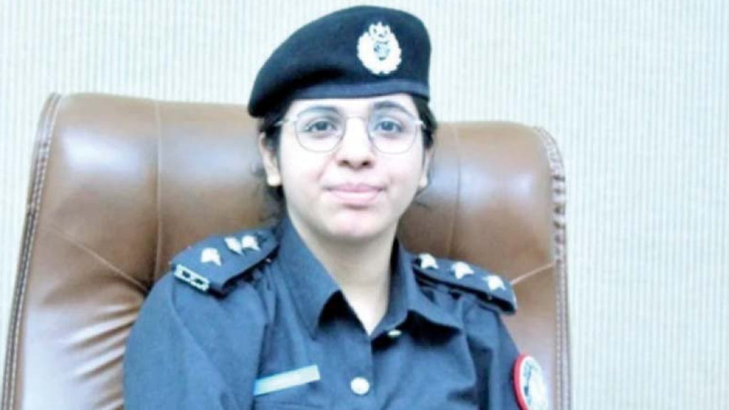 پہلی ہندو خاتون پولیس افسر کے منصب پر فائز ہوگئیں