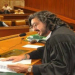 مسلم لیگ ق کے ووٹ شمار ہونے چاہیے یا نہیں؟ قانونی ماہرین کیا کہتے ہیں؟