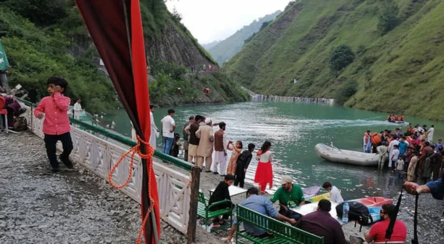 باجوڑ، جرگے کی خواتین کے سیاحتی مقامات جانے پر پابندی
