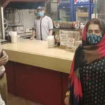 کراچی میں اسسٹنٹ کمشنر بھی غیر محفوظ، مسلح افراد کی اسماء بتول سے لوٹ مار
