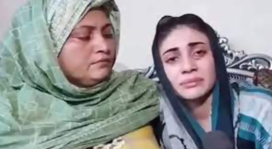 عامر لیاقت کو پیسے کیلئے قتل کیا گیا، دانیہ ملک کی والدہ کا دعویٰ