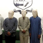 بینکوں اور اے ٹی ایمز کے باہر ڈکیتیاں کرنے والا پانچ رکنی ڈکیت گینگ گرفتار