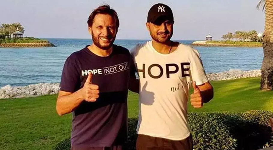 شاہد آفریدی نے ہربھجن سنگھ کو پاکستان آنے کی دعوت دیدی