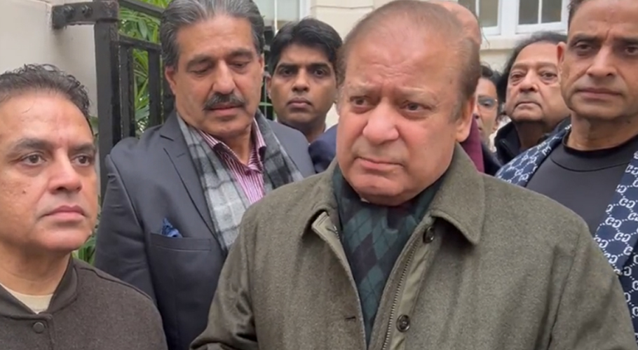 پاکستان میں دن بہ دن ترقی ہو رہی تھی،عمران خان نے سب تباہ کر دیا، نواز شریف