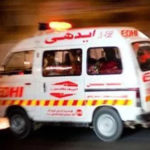 آئل ٹینکراور وین میں تصادم، 2 افراد جاں بحق، متعدد زخمی