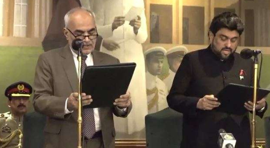 کامران ٹیسوری نے گورنر سندھ کا حلف اُٹھا لیا