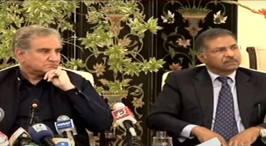 سیاسی میدان میں مقابلہ نہیں کرسکتے تو سیاست سے دور کرنیکی کوشش کررہے ہیں، شاہ محمود قریشی